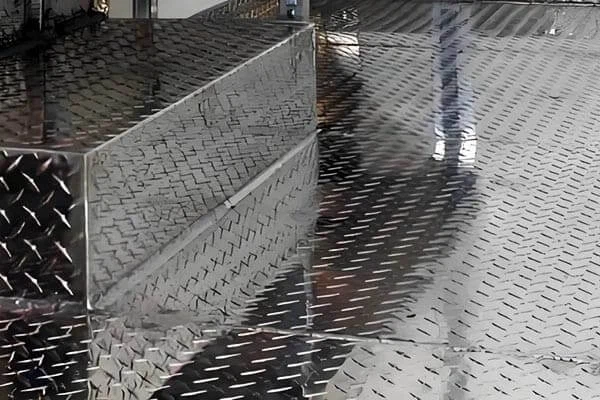 Indoor-flooring-used-Anti-slip-aluminum-checkered-plate